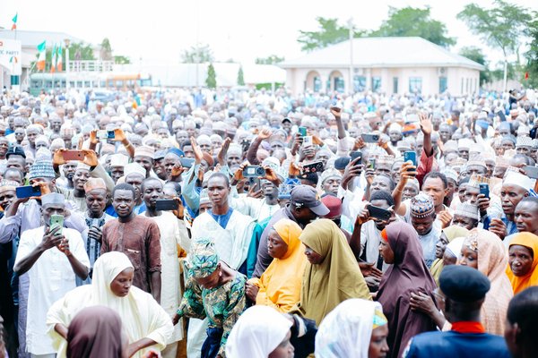 Stratégies Innovantes Pour Éradiquer la Pauvreté : Mesures Politiques d'Impact